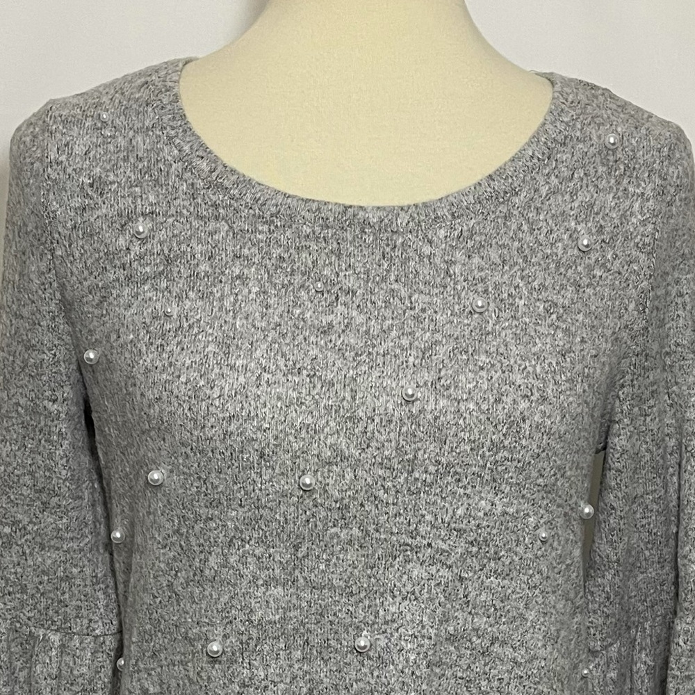 Simply Vera Vera Wang Bell Sleeve Top - Picture 12 of 12